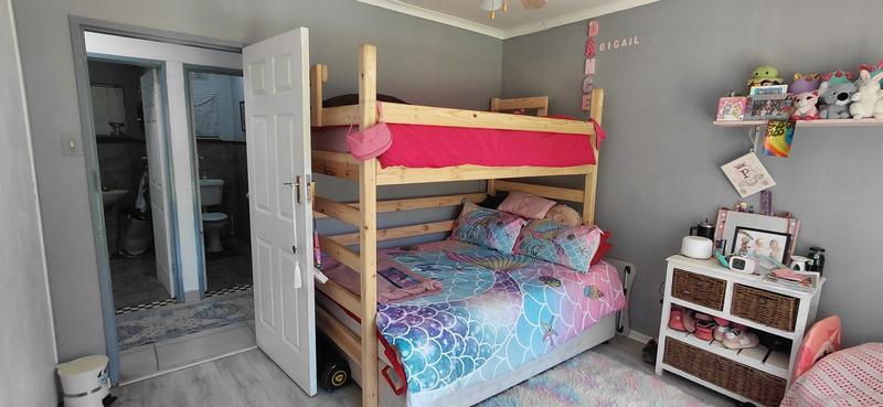 4 Bedroom Property for Sale in Universitas Ridge Free State